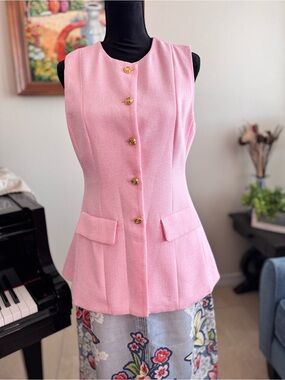 Sleeveless Pink Tailored Button-Front Vest